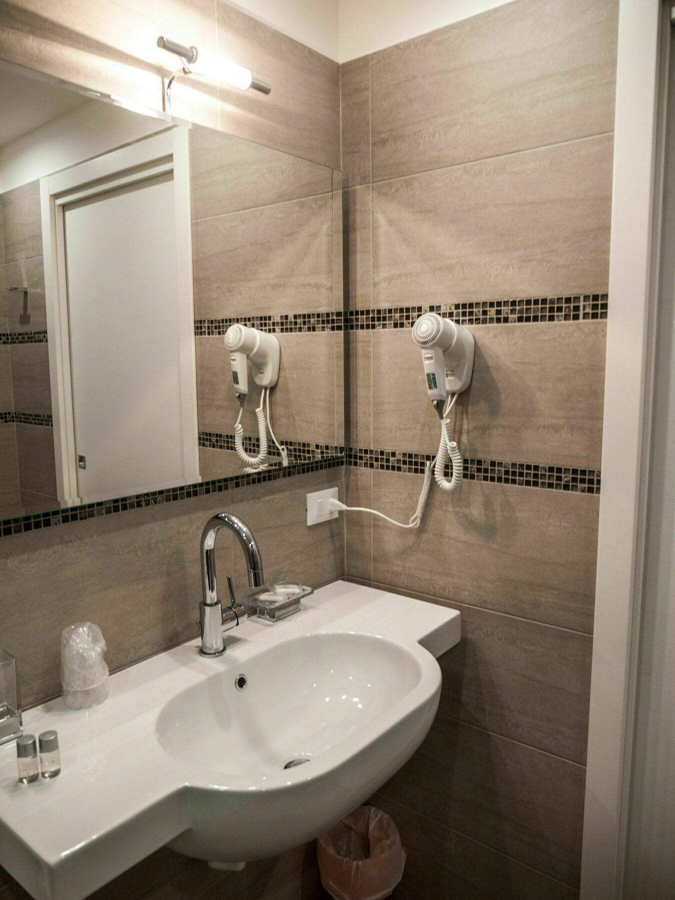 Hotel Bed Milano Linate Exteriér fotografie